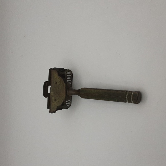 Vintage Gem Junior Brass Single Edge Safety Razor - Picture 4 of 9